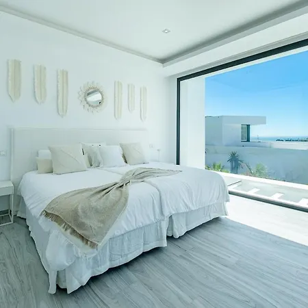 Luxury With Heated Pool Open Sea Views Villa